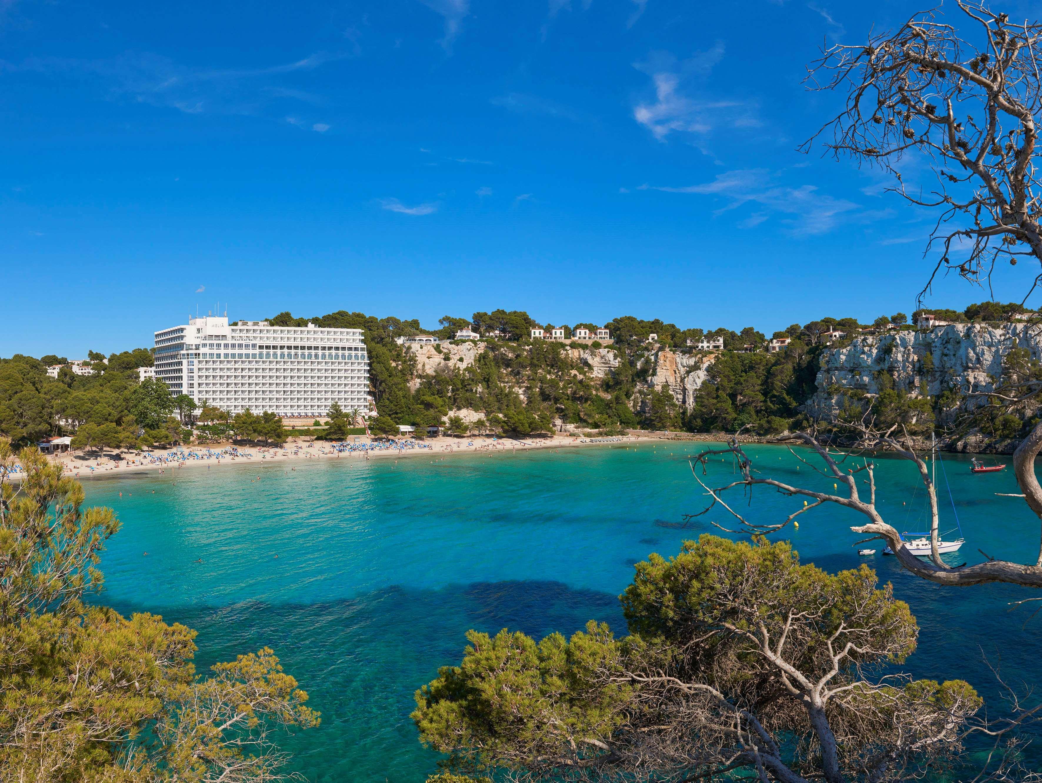 Hotel Meliá Cala Galdana Esterno foto View of Portals Nous