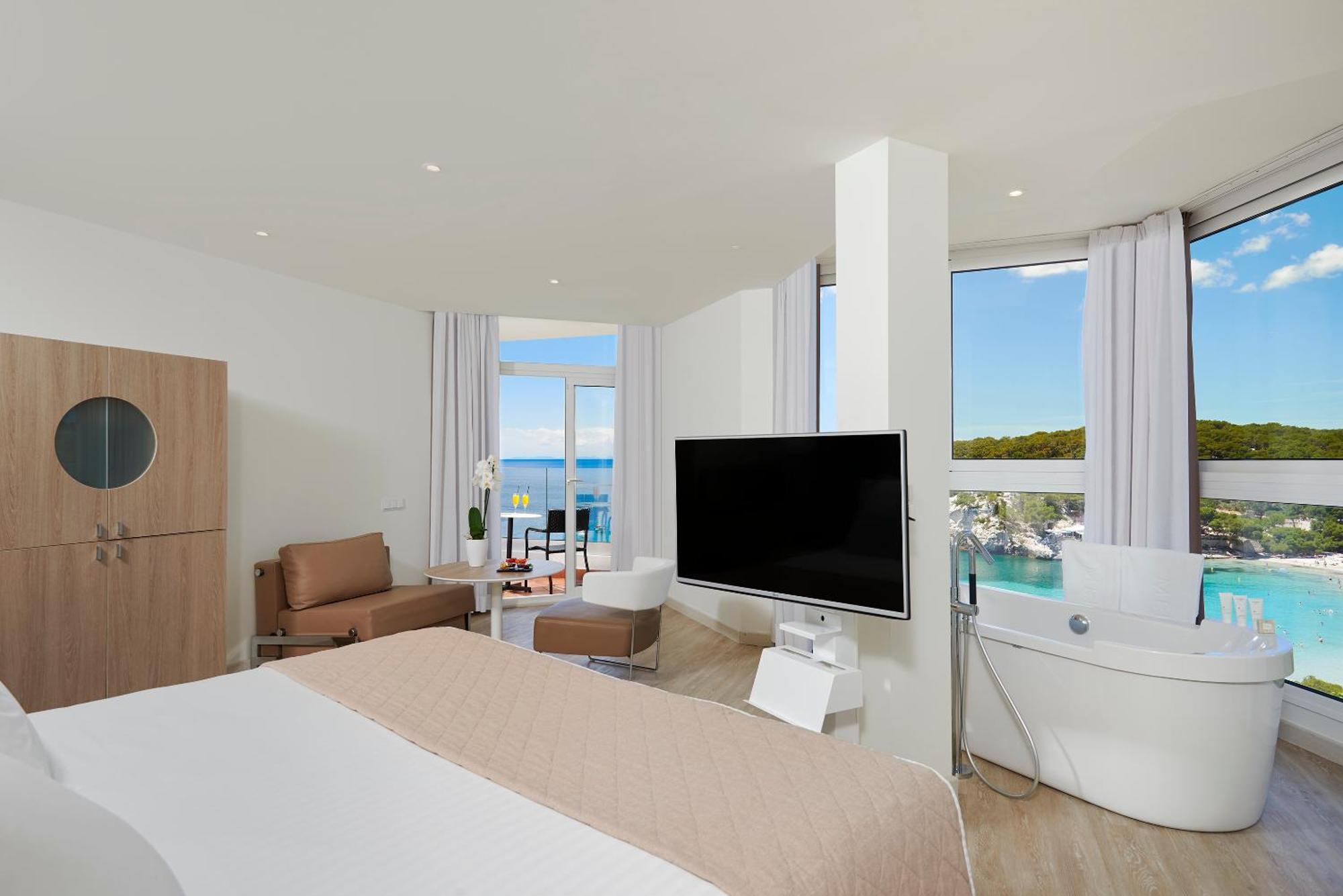 Hotel Meliá Cala Galdana Esterno foto