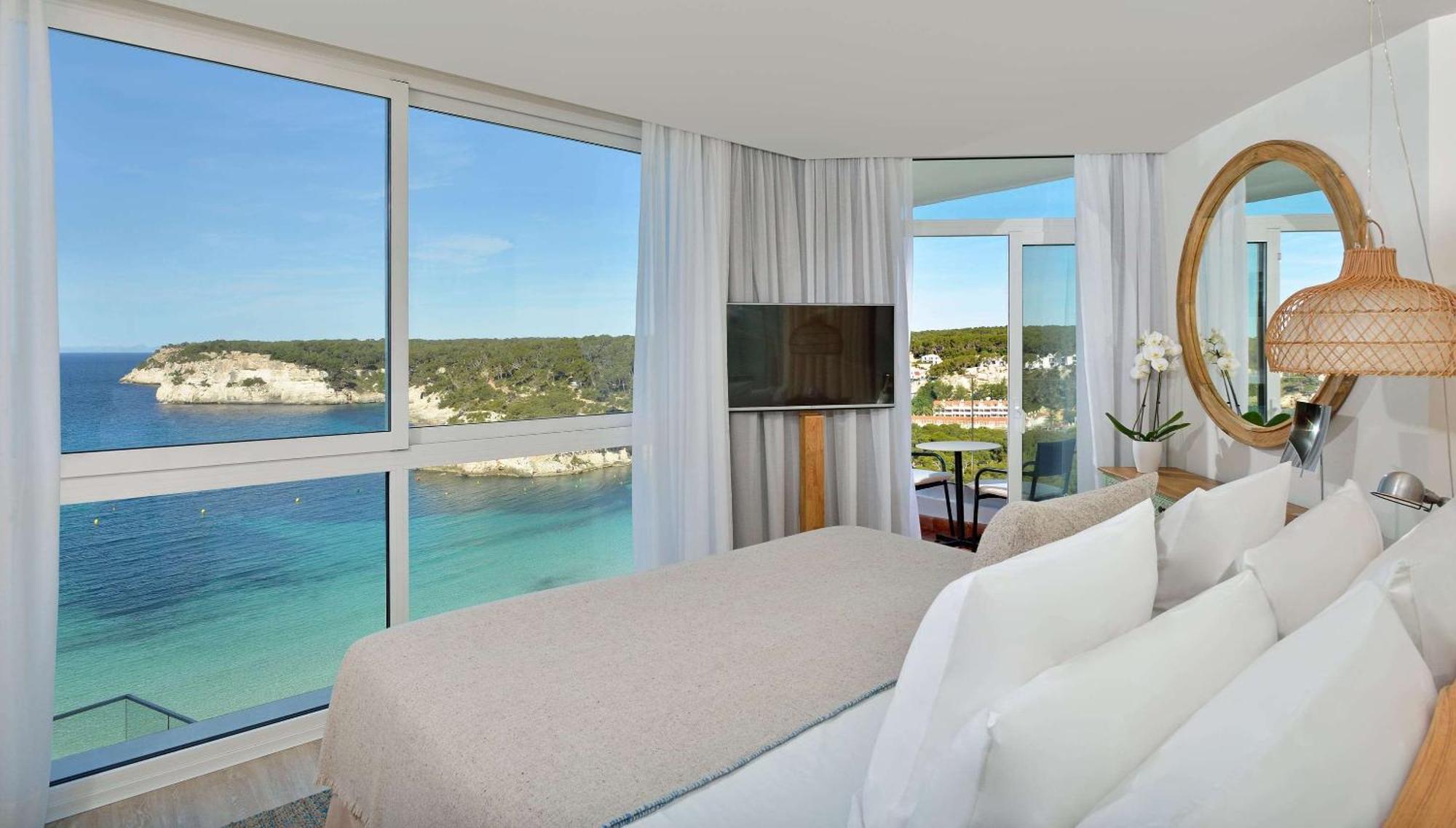 Hotel Meliá Cala Galdana Esterno foto A room at the hotel