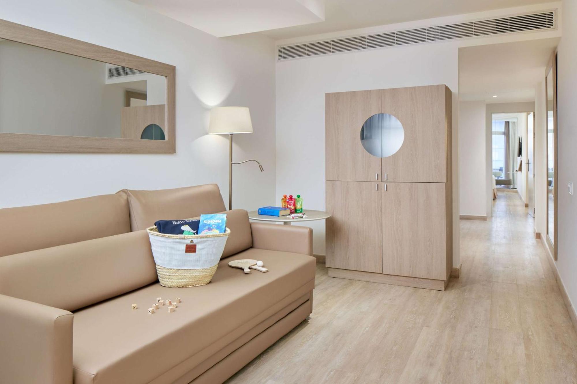 Hotel Meliá Cala Galdana Esterno foto