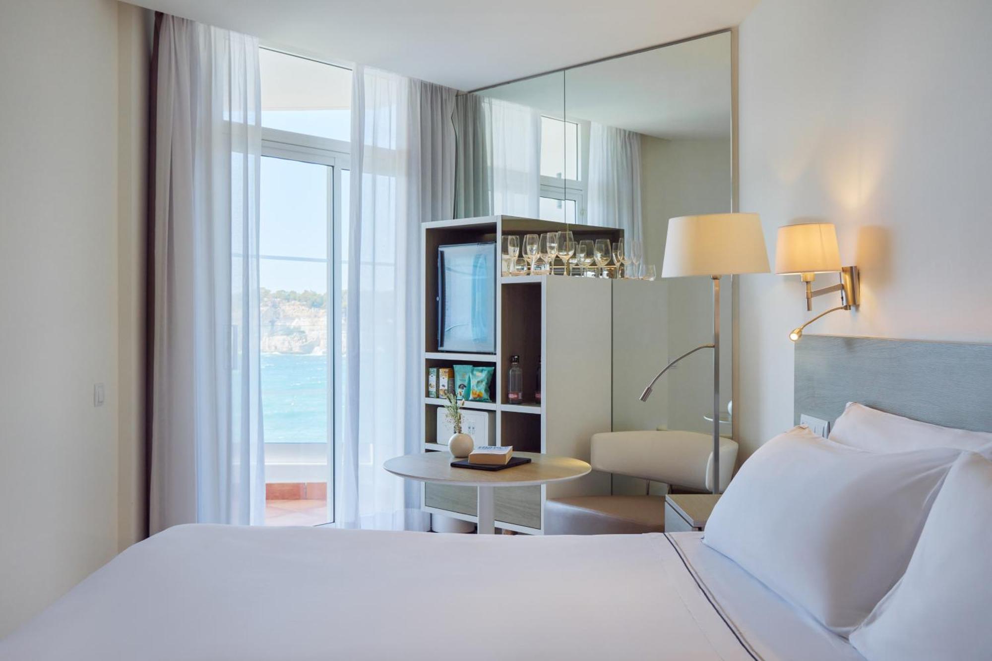 Hotel Meliá Cala Galdana Esterno foto